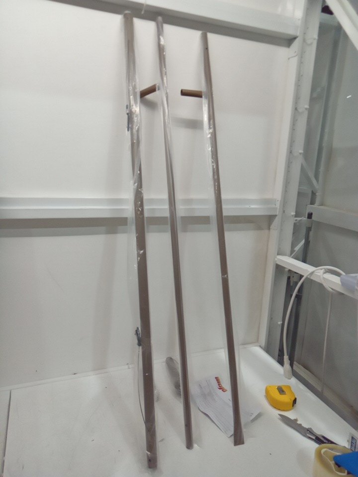 MOJO OUTDOORS EXTENSION POLE 4&QU… King of the North Auction