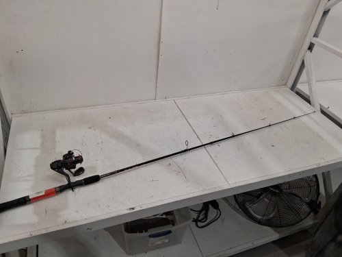 Ugly Stick Gx2 Spinning Combo Fishing Rod + reel - 6FT 6" Medium - Black/Red (Model: USGXSP662M) image 5