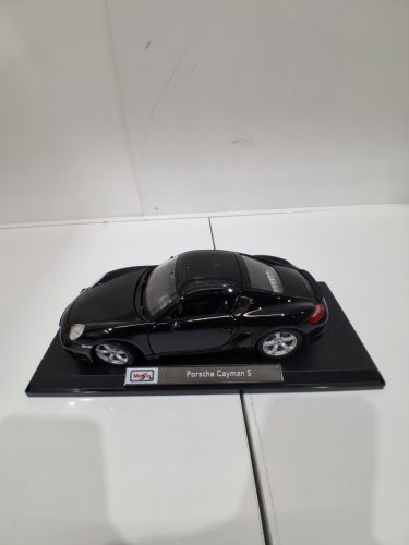 maisto *special edition* PORSCHE cayman s - 1:18 scale - BLACK (model: 9897765) image 3