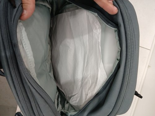thule aion travel backpack - 28l - dark slate (model: 3205018) image 5