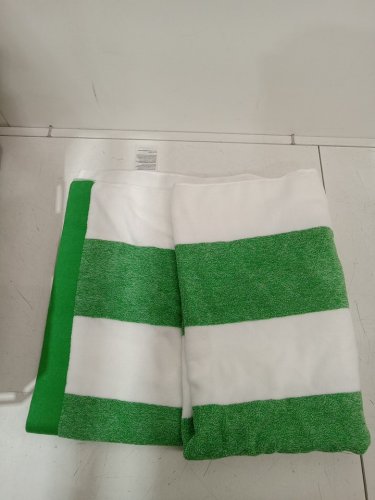 United Colors of Benetton Beach Towel - 35.4" X 63" - green/white (MODEL: 2040372) image 2