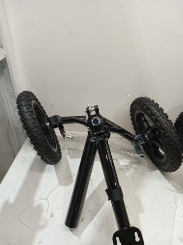 Folding Aluminum Steerable Knee Walker with Height-Adjustable Handlebar, Knee Pad & Dual Brakes, & 12" wheels - 350lbs capacity - black (model: HFK-9277KD) image 5