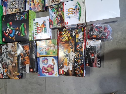 25+ ASSORTED LEGO SETS - star wars/mario  + MORE image 3