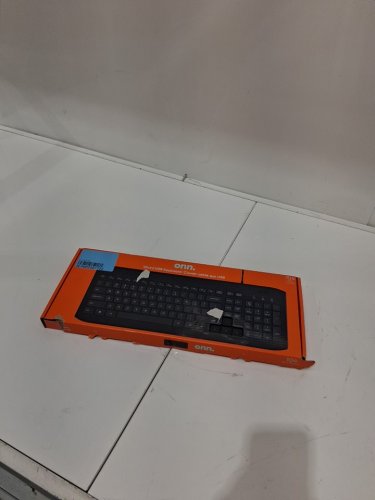 onn. wired usb keyboard - 104 keys - black image 3