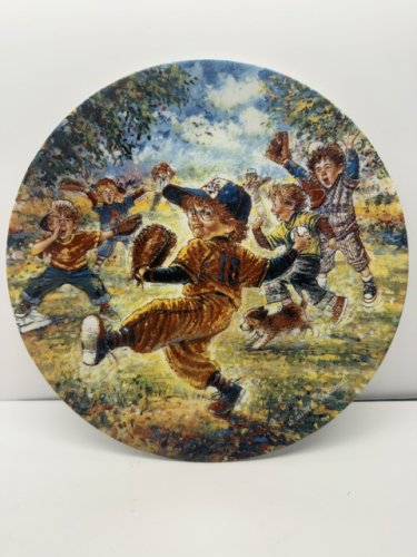 THE BRADFORD EXCHANGE BIG LEAGUE 2ND ISSUE "THE WIND UP" 8" COLLECTORS PLATE BY STEWART SHERWOOD image 2