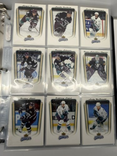 370 APPROX ASSSTD 2005 UPPER DECK MVP HOCKEY NHL CARDS image 19