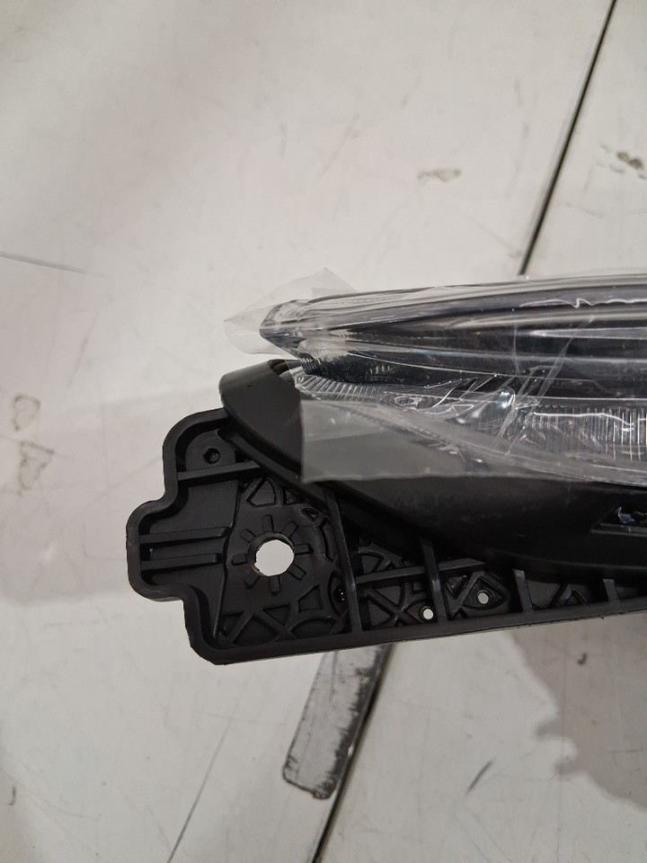 Silscvtt Left Driver Side Headlight Halogen Type Bumper w/o DRL Type Headlamp - FITMENT FOR 2019 - 2022 CHEVY SPARK - CLEAR (MODEL: F8-024399) image 13