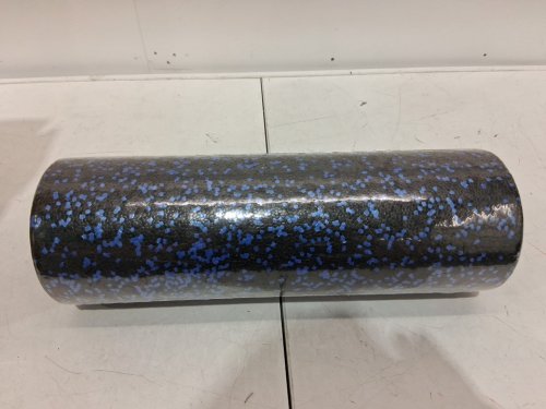 AMAZONBASICS HIGH-DENSITY ROUND FOAM ROLLER FOR YOGA and EXERCISE - 18" - BLACK/BLUE SPECKLED - (MODEL: ab24spek) image 3