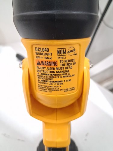 DEWALT MAX CORDLESS LED WORK LIGHT/Flashlight *TOOL ONLY* - 20v - YELLOW (MODEL: DCL040) image 3