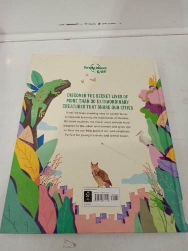(Hardcover) Wild in the City: A Guide to Urban Animals Around the World by Kate Baker and Gianluca Foli image 3