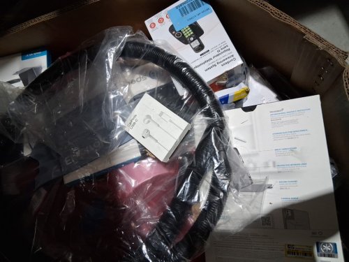 assorted MIXED item MYSTERY PALLET - VARIOUS PRODUCTS - aprox 300+ - (pallet #43) image 5