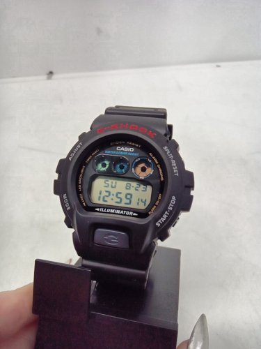 men's casio g-shock resin band watch - 53mm - black - (model: dw-6900u-1er). image 2