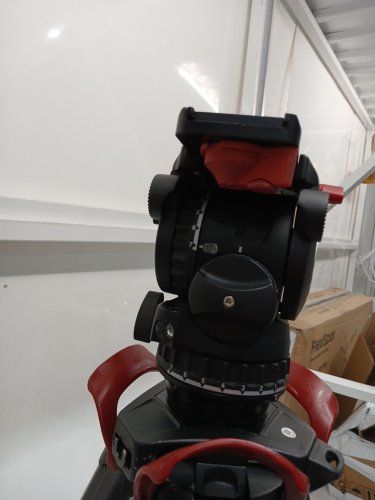 Sachtler aktiv8 flowtech75 MS Tripod System - 31.1-68.5" - black/red (model: S2068S-FTMS) image 3