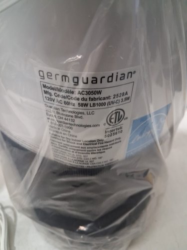 GermGuardian Airsafe plus Deluxe Intelligent HEPA Air Purifier with Air Quality Monitor - white - (model: ac3050w) image 6