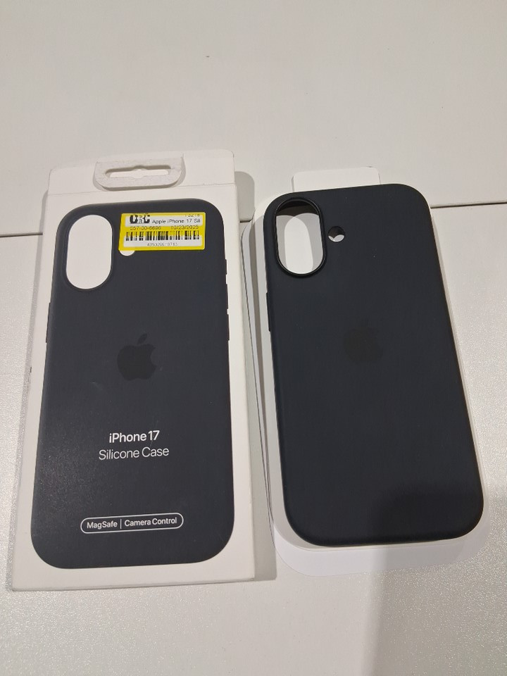 Apple iPhone 17 Silicone Case - MagSafe & Camera Control - Black (Model: A3558) image 2