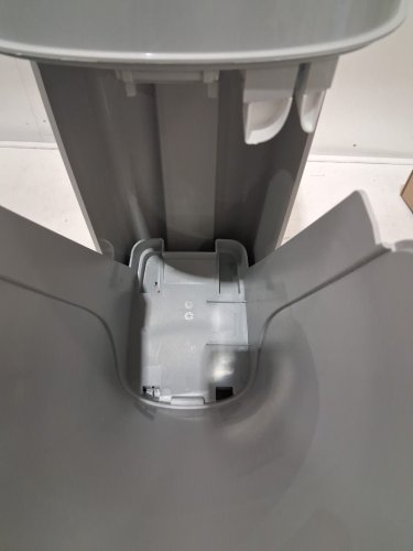 playtex Diaper Genie Complete Diaper Pail System - grey (model: I000423) image 5