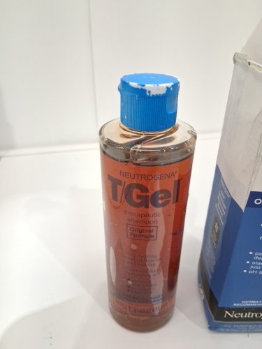 neutrogena t/gel  therapeutic shampoo original formula for itching and flaking - 250ml image 4
