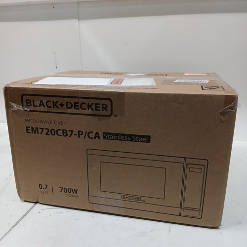 black and decker stainless steel microwave - 700W - 0.7 cuft - black/silver (model: em720cB7-P/CA) image 2