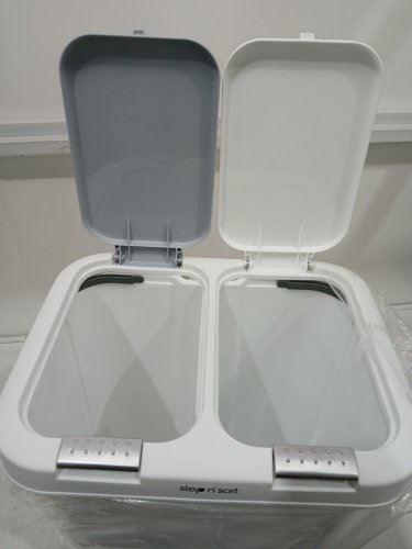 Step N' Sort 40L Dual Trash and Recycling Bin with Spring Top & STEP PEDAL - WHITE (MODEL: SNS402-W) image 4