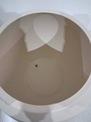 lightweight modern plastic sphere planter- 9" diameter -beige/white (model:	YQ-350B) image 3