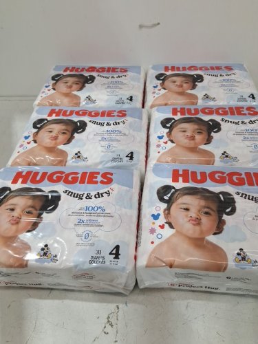 186PK HUGGIES SNUG AND DRY DIAPERS - SIZE 4 (22-37LB) - DISNEY MICKEY MOUSE (MODEL: 56412) image 2