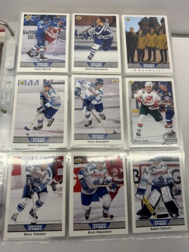 1300+ APPROX ASSSTD 1991/92/93 NHL UPPER DECK HOCKEY CARDS IN ENGLISH AND FRENCH VERSIONS image 31