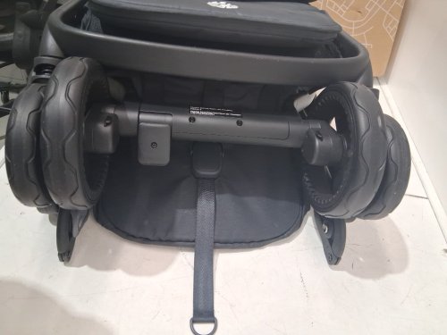 ERGOBABY METRO 3 COMPACT ALL IN ONE COMPACT LIGHTWEIGHT TRAVEL BABY STROLLER - ONYX BLACK (MODEL: METRO3ONYX) image 6