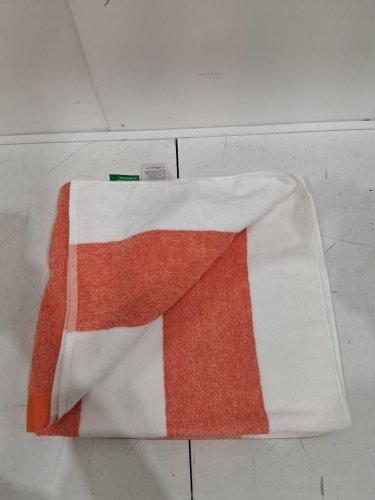 United Colors of Benetton Beach Towel - 35" X 63" - orange/white (MODEL: 2040372) image 3