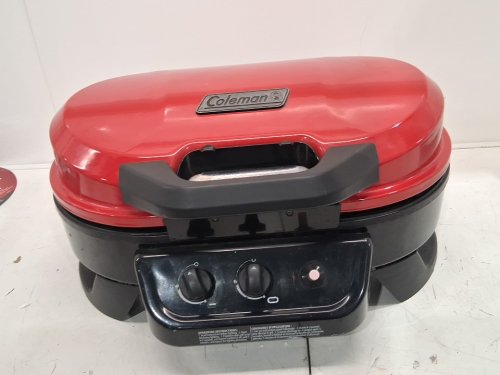 Coleman RoadTrip 225 Portable TABLETOP Propane Grill with INSTASTART IGNITION - 225 SQ.IN 11000BTU - RED - (model: 9901) image 3