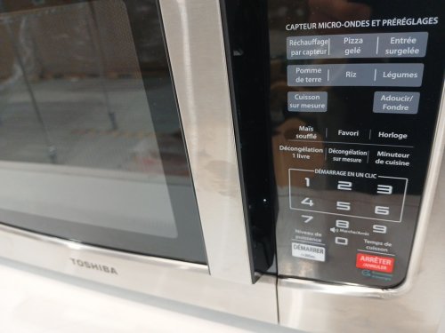 TOSHIBA COMPACT COUNTERTOP MICROWAVE OVEN - 1.2CU.FT - 1500W - STAINLESS STEEL (MODEL: ML-EM31P(SS)/CA) image 5
