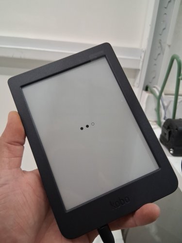 Kobo Nia Glare Free Touchscreen Carta E Ink Technology - 8GB STORAGE - 6" - black (model:  N306-KU-BK-K-EP) image 4