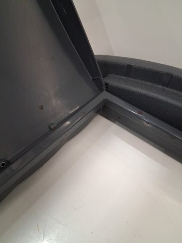 Suncast Plastic Trash Can HIDEAWAY - 33 Gallon - 31'' X 17'' - BLACK (MODEL: GHW1732C) image 4