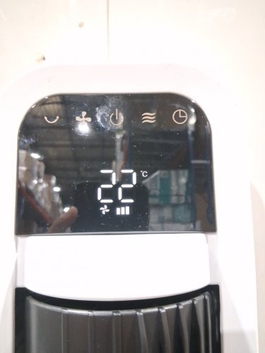 omnibreeze premium 38" Rotating tower fan with wifi CONTROL, 5-SPEEDS & REMOTE - white/BLACK (model: 5333021/dc2313r-g) image 4