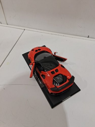 Maisto Ferrari SF90 XX Stradale collector car - 1:18 - red/black image 3