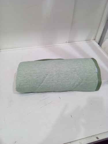 Below Zero reversible Cooling Throw Blanket - 60" x 70" - green heather (model: 1991350) image 2