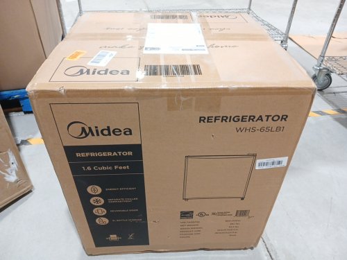 MIDEA COMPACT SINGLE-DOOR MINI REFRIGERATOR - 1.6 Cu.FT - BLACK (MODEL: WHS-65LB1) image 2