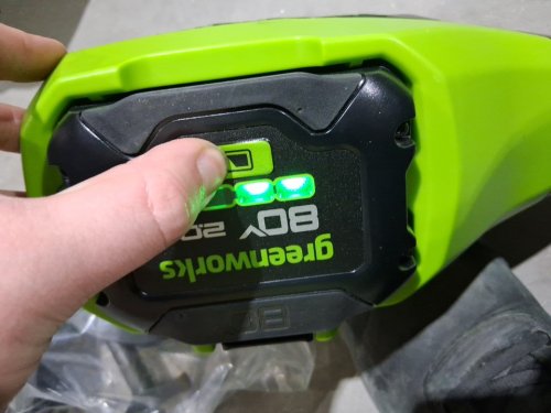 GREENWORKS PRO BRUSHLESS CORDLESS MOTOR SNOW SHOVEL with battery and charger - 80V MAX POWER - 12" - GREEN (MODEL:GLSS80000/2601202) image 5