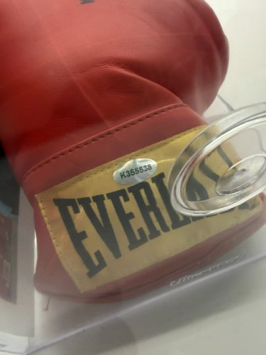 SIGNED MUHAMMAD ALI BOXING GLOVE WITH COA IN ACRYLIC DISPLAY CASE image 3