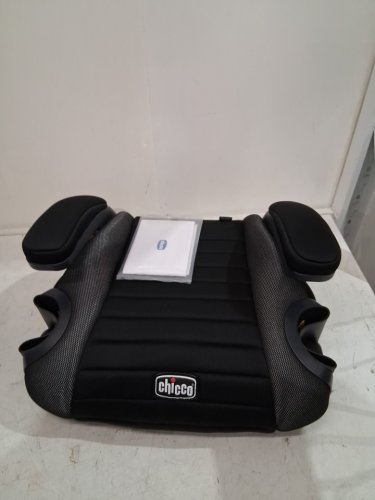 Chicco GoFit Plus portable travel Backless Booster Car Seat with LATCH Attachment & Quick-Release LATCH Removal - 40lbs -110lbs - Avenue Black/Charcoal Grey (MODEL: 10878) image 3