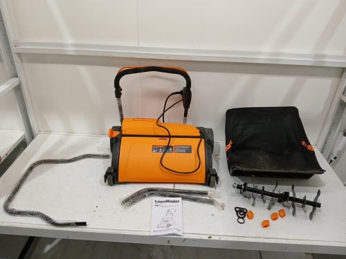 LawnMaster Electric Dethatcher and Scarifier - 10.5Gal Collection Bag - 15" - 13AMP (MODEL: GV1314) image 3