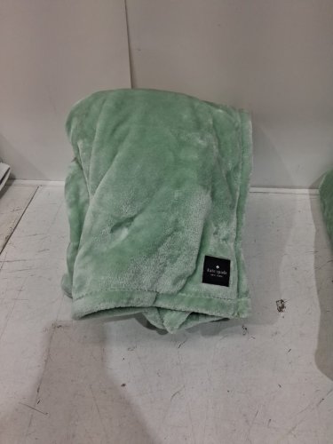kate spade plush throw blanket - 60" x 70" - mint green (model: 1859162) image 2