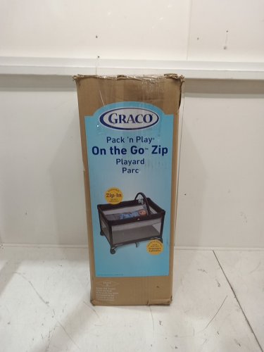graco on the go zip playard baby bassinet - 39.4" x 28.2" x 22.9" - grey (model: 2217526) image 2