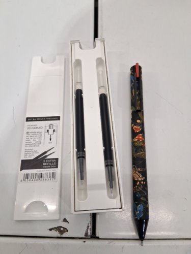 Bruno Visconti Gel Click Pen in a Gift Box With 2 Refills - 0.38 mm - Black Raspberry Floral (Model: 20-0446/03) image 4