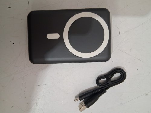PODORU MAGSAFE WIRELESS POWER BANK WITH FOLDING MAGNETIC STAND - 5W/7.5W/10W/15W - 10000MAH - BLACK (MODEL: KT-D009) image 3
