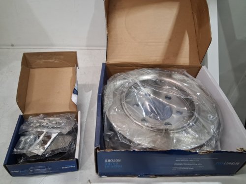 6PC DETROIT AXLE Front & Rear Drilled Slotted Rotors and Ceramic Brake Pads kit - FOR 2015 - 2017 FORD F-150 MODELS image 4