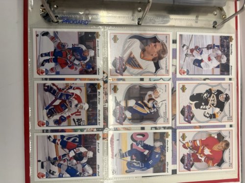 1300+ APPROX ASSSTD 1991/92/93 NHL UPPER DECK HOCKEY CARDS IN ENGLISH AND FRENCH VERSIONS image 15
