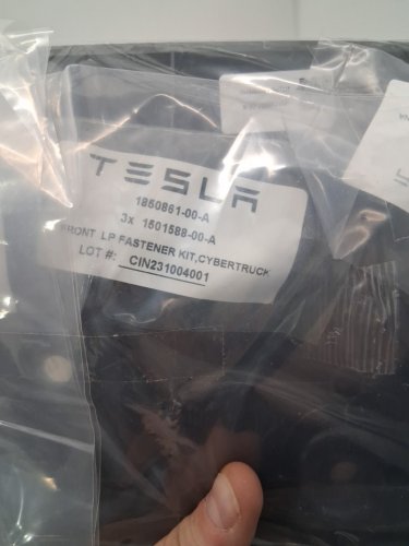 tesla cybertruck front license plate mount - black image 4