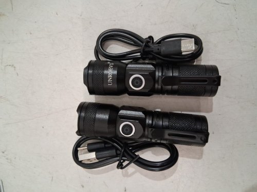 2pk unroevs rechargeable magnetic mini flashlight - black image 3