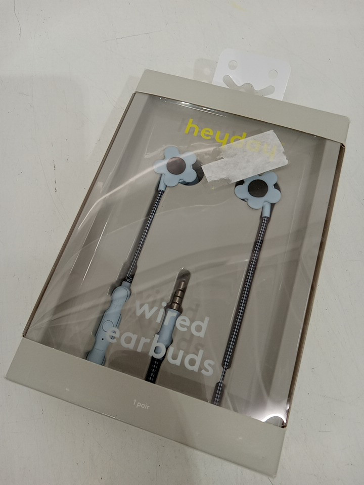 Heyday Wired Earbuds with 3.5mm jack and built-in microphone - Blue Flower (Model: 008 07 4430) image 2