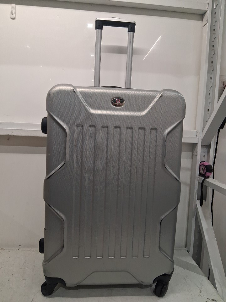 Outbound Hardside Spinner luggage - 30" - silver image 2